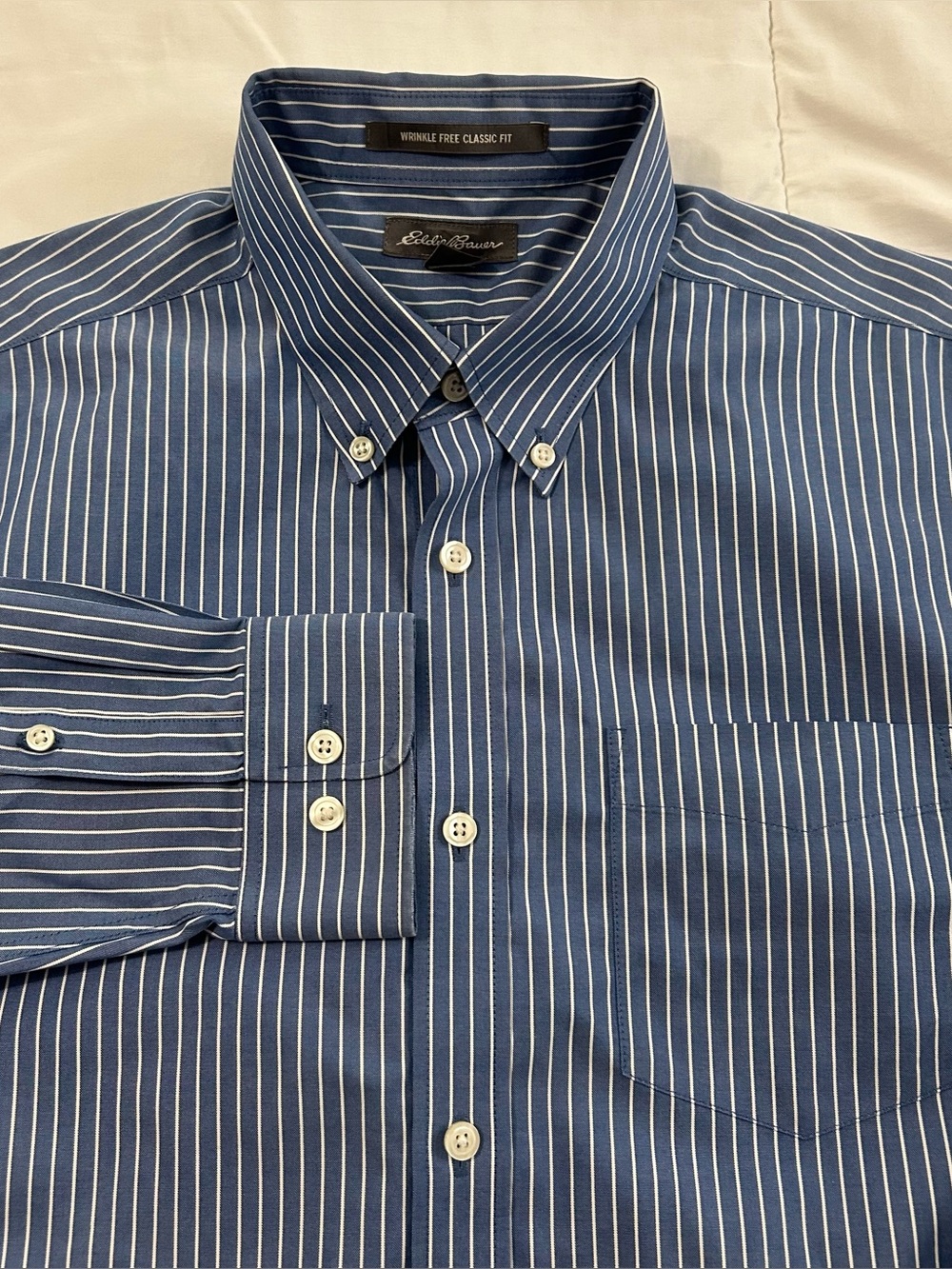 Eddie Bauer Shirt Mens Medium Blue Striped Button Down Wrinkle Free Classic Fit